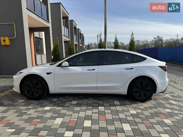 Білий Тесла Модель 3, об'ємом двигуна 0 л та пробігом 1 тис. км за 27700 $, фото 3 на Automoto.ua