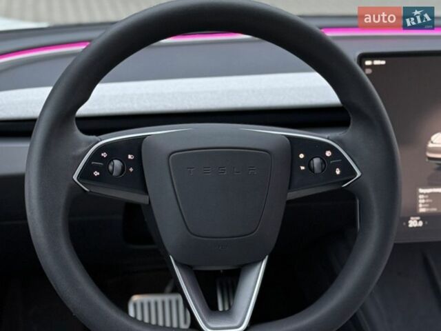 Білий Тесла Модель 3, об'ємом двигуна 0 л та пробігом 20 тис. км за 30999 $, фото 26 на Automoto.ua