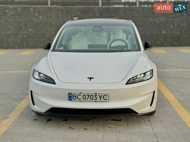 Білий Тесла Модель 3, об'ємом двигуна 0 л та пробігом 20 тис. км за 30999 $, фото 12 на Automoto.ua