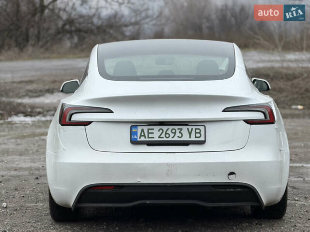 Білий Тесла Модель 3, об'ємом двигуна 0 л та пробігом 20 тис. км за 20999 $, фото 3 на Automoto.ua