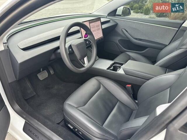 Білий Тесла Модель 3, об'ємом двигуна 0 л та пробігом 7 тис. км за 26300 $, фото 10 на Automoto.ua