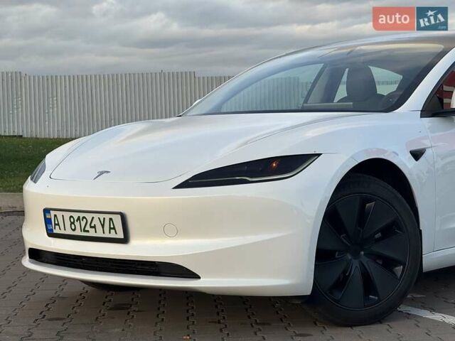 Белый Тесла Модель 3, объемом двигателя 0 л и пробегом 12 тыс. км за 27000 $, фото 3 на Automoto.ua