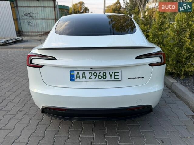 Білий Тесла Модель 3, об'ємом двигуна 0 л та пробігом 24 тис. км за 31999 $, фото 17 на Automoto.ua