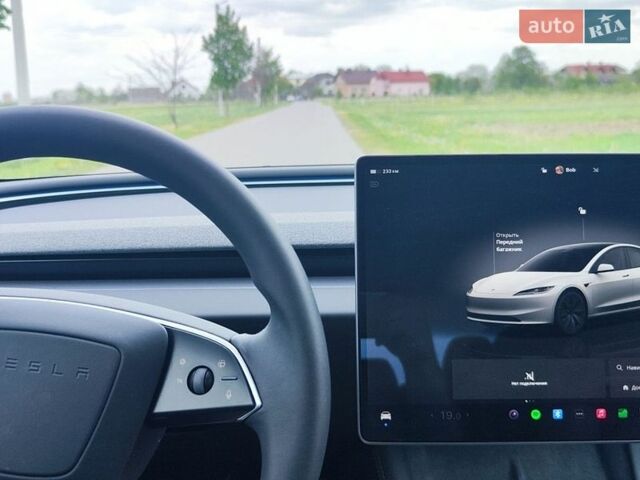 Белый Тесла Модель 3, объемом двигателя 0 л и пробегом 11 тыс. км за 26400 $, фото 15 на Automoto.ua