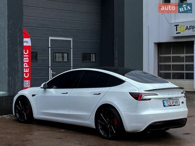 Білий Тесла Модель 3, об'ємом двигуна 0 л та пробігом 20 тис. км за 39999 $, фото 7 на Automoto.ua
