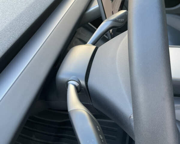 Білий Тесла Модель 3, об'ємом двигуна 0 л та пробігом 45 тис. км за 24000 $, фото 23 на Automoto.ua