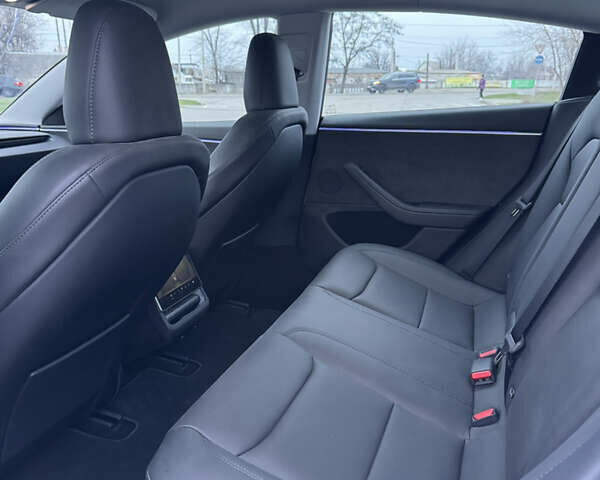 Белый Тесла Модель 3, объемом двигателя 0 л и пробегом 2 тыс. км за 32700 $, фото 27 на Automoto.ua