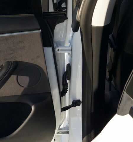 Белый Тесла Модель 3, объемом двигателя 0 л и пробегом 39 тыс. км за 35999 $, фото 26 на Automoto.ua