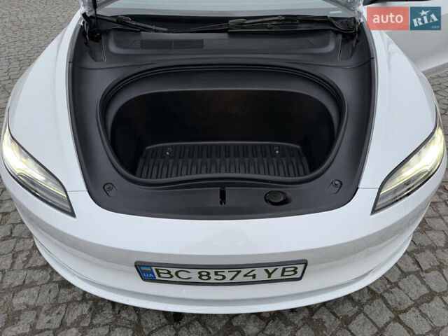 Білий Тесла Модель 3, об'ємом двигуна 0 л та пробігом 3 тис. км за 29900 $, фото 21 на Automoto.ua