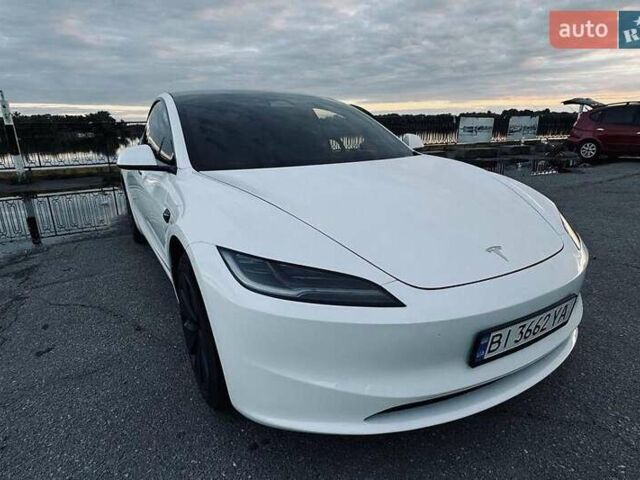 Белый Тесла Модель 3, объемом двигателя 0 л и пробегом 14 тыс. км за 27500 $, фото 27 на Automoto.ua