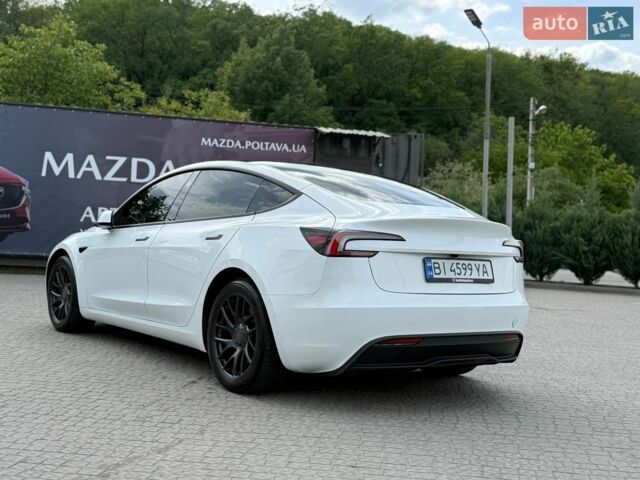 Белый Тесла Модель 3, объемом двигателя 0 л и пробегом 23 тыс. км за 25500 $, фото 6 на Automoto.ua