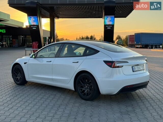 Белый Тесла Модель 3, объемом двигателя 0 л и пробегом 39 тыс. км за 23500 $, фото 19 на Automoto.ua