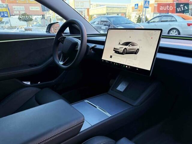 Белый Тесла Модель 3, объемом двигателя 0 л и пробегом 7 тыс. км за 43400 $, фото 55 на Automoto.ua