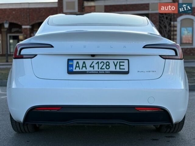 Белый Тесла Модель 3, объемом двигателя 0 л и пробегом 44 тыс. км за 34990 $, фото 20 на Automoto.ua