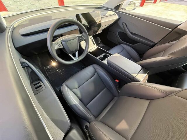 Белый Тесла Модель 3, объемом двигателя 0 л и пробегом 16 тыс. км за 15200 $, фото 10 на Automoto.ua