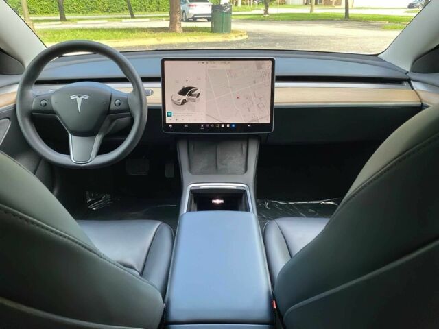 Білий Тесла Модель 3, об'ємом двигуна 0 л та пробігом 19 тис. км за 9473 $, фото 5 на Automoto.ua