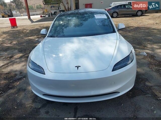 Білий Тесла Модель 3, об'ємом двигуна 0 л та пробігом 39 тис. км за 8700 $, фото 6 на Automoto.ua