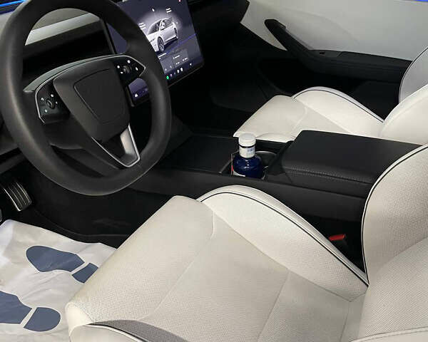 Білий Тесла Модель 3, об'ємом двигуна 0 л та пробігом 10 тис. км за 39990 $, фото 10 на Automoto.ua