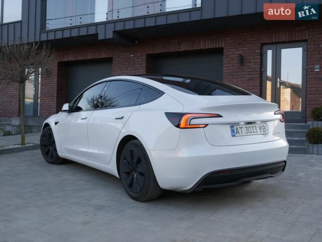 Белый Тесла Модель 3, объемом двигателя 0 л и пробегом 39 тыс. км за 33999 $, фото 15 на Automoto.ua