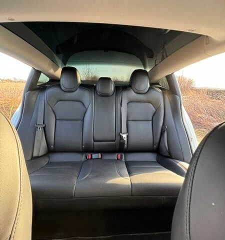 Белый Тесла Модель 3, объемом двигателя 0 л и пробегом 39 тыс. км за 35999 $, фото 28 на Automoto.ua