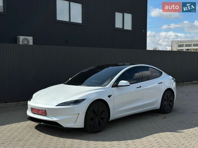 Білий Тесла Модель 3, об'ємом двигуна 0 л та пробігом 32 тис. км за 26000 $, фото 4 на Automoto.ua