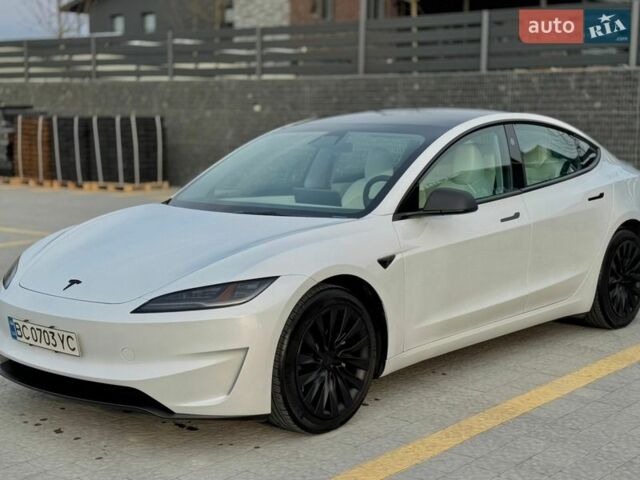 Білий Тесла Модель 3, об'ємом двигуна 0 л та пробігом 20 тис. км за 30999 $, фото 1 на Automoto.ua