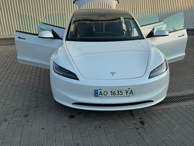 Білий Тесла Модель 3, об'ємом двигуна 0 л та пробігом 18 тис. км за 28999 $, фото 9 на Automoto.ua