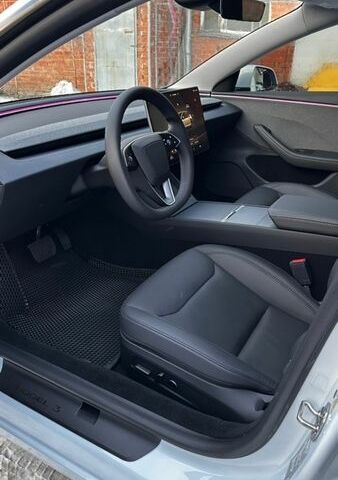 Белый Тесла Модель 3, объемом двигателя 0 л и пробегом 5 тыс. км за 28900 $, фото 7 на Automoto.ua