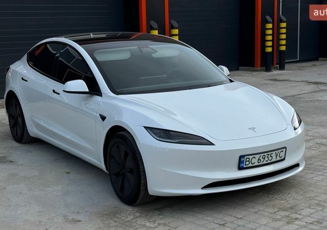 Білий Тесла Модель 3, об'ємом двигуна 0 л та пробігом 34 тис. км за 25300 $, фото 6 на Automoto.ua