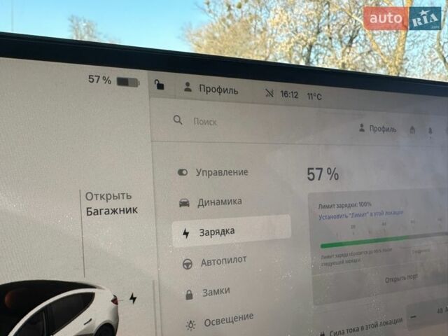 Белый Тесла Модель 3, объемом двигателя 0 л и пробегом 22 тыс. км за 31000 $, фото 12 на Automoto.ua