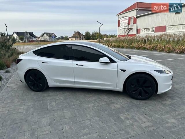 Белый Тесла Модель 3, объемом двигателя 0 л и пробегом 7 тыс. км за 27900 $, фото 5 на Automoto.ua