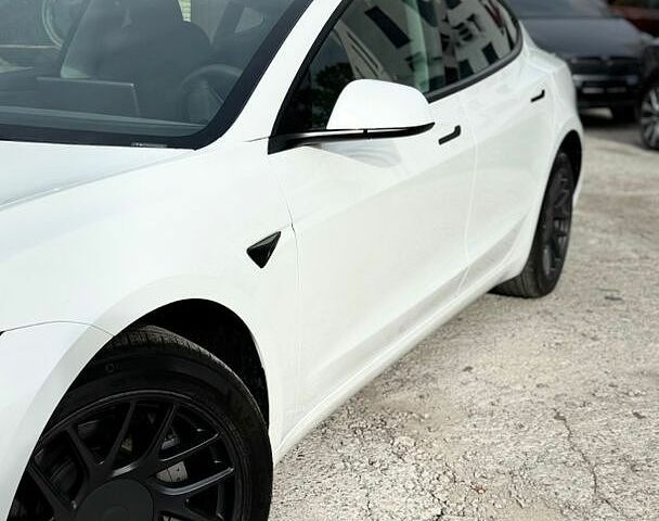 Білий Тесла Модель 3, об'ємом двигуна 0 л та пробігом 11 тис. км за 31500 $, фото 18 на Automoto.ua