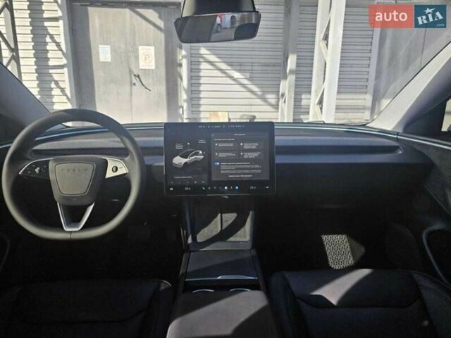 Белый Тесла Модель 3, объемом двигателя 0 л и пробегом 55 тыс. км за 26500 $, фото 2 на Automoto.ua