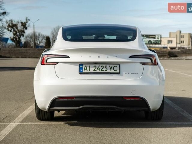 Білий Тесла Модель 3, об'ємом двигуна 0 л та пробігом 27 тис. км за 34000 $, фото 4 на Automoto.ua