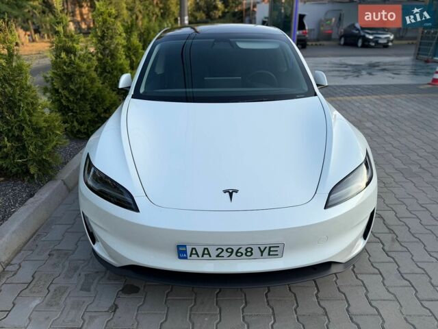 Білий Тесла Модель 3, об'ємом двигуна 0 л та пробігом 24 тис. км за 31999 $, фото 20 на Automoto.ua