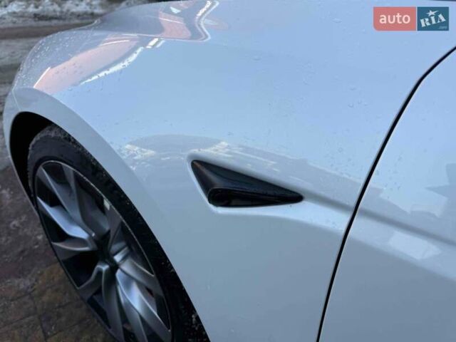 Белый Тесла Модель 3, объемом двигателя 0 л и пробегом 7 тыс. км за 43400 $, фото 10 на Automoto.ua