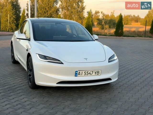 Белый Тесла Модель 3, объемом двигателя 0 л и пробегом 39 тыс. км за 23500 $, фото 2 на Automoto.ua