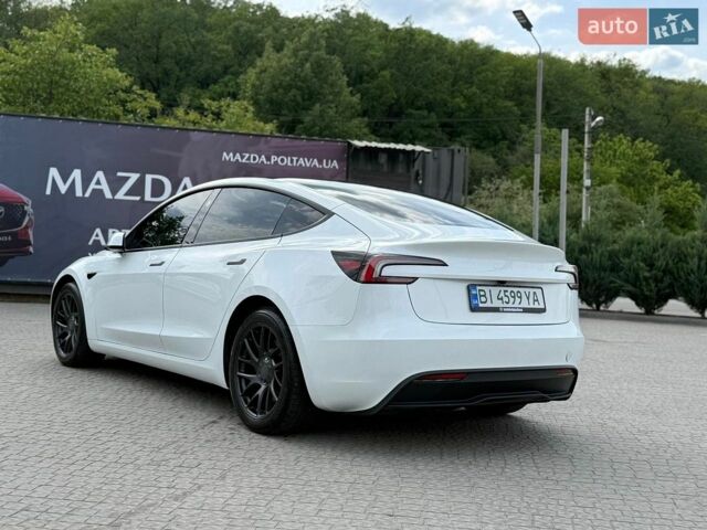 Білий Тесла Модель 3, об'ємом двигуна 0 л та пробігом 22 тис. км за 25500 $, фото 4 на Automoto.ua