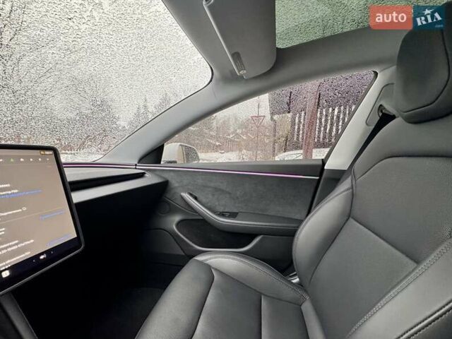 Белый Тесла Модель 3, объемом двигателя 0 л и пробегом 26 тыс. км за 34300 $, фото 9 на Automoto.ua