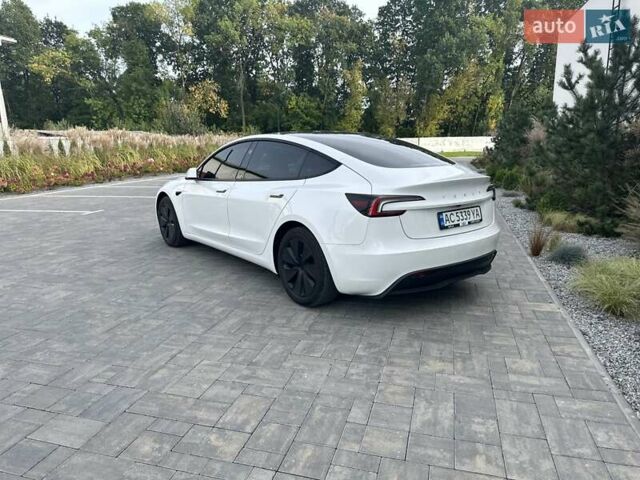 Білий Тесла Модель 3, об'ємом двигуна 0 л та пробігом 7 тис. км за 26300 $, фото 3 на Automoto.ua