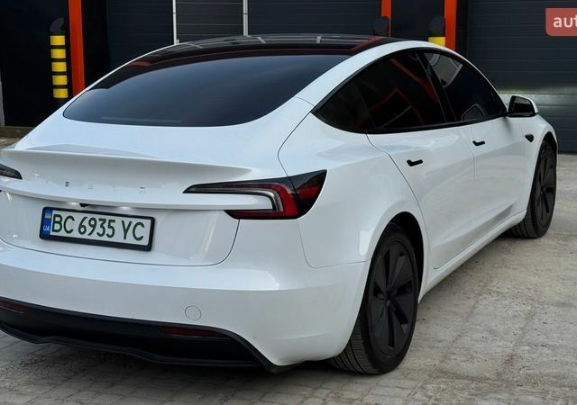 Білий Тесла Модель 3, об'ємом двигуна 0 л та пробігом 34 тис. км за 25300 $, фото 15 на Automoto.ua