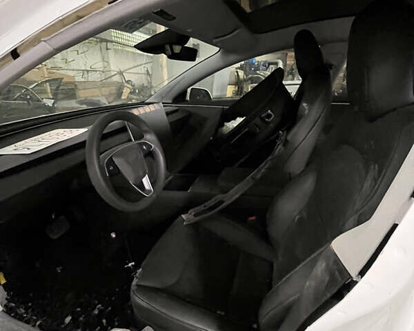 Тесла Модель 3 2024 у Львові на Automoto.ua Білий Тесла Модель 3, об'ємом двигуна 0 л та пробігом 15 тис. км за 20300 $, фото 5 на Automoto.ua