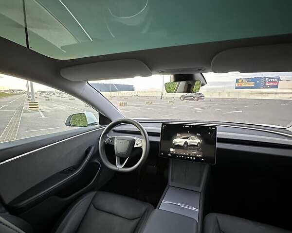 Белый Тесла Модель 3, объемом двигателя 0 л и пробегом 32 тыс. км за 27800 $, фото 14 на Automoto.ua