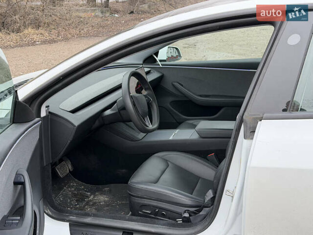 Білий Тесла Модель 3, об'ємом двигуна 0 л та пробігом 20 тис. км за 20999 $, фото 9 на Automoto.ua