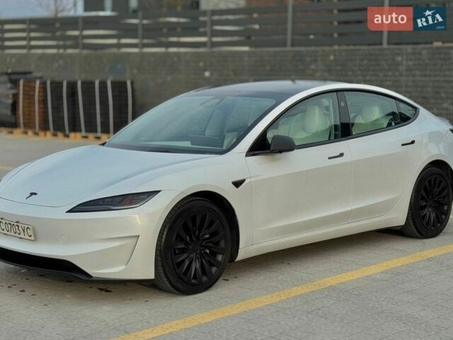 Білий Тесла Модель 3, об'ємом двигуна 0 л та пробігом 20 тис. км за 30999 $, фото 5 на Automoto.ua