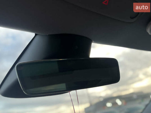 Белый Тесла Модель 3, объемом двигателя 0 л и пробегом 15 тыс. км за 32500 $, фото 16 на Automoto.ua