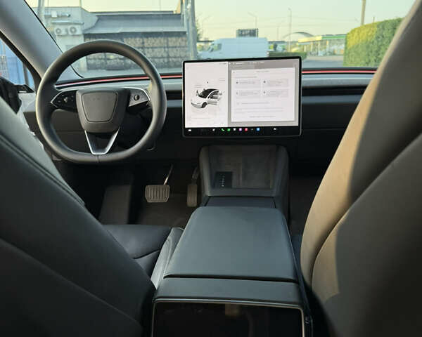 Белый Тесла Модель 3, объемом двигателя 0 л и пробегом 15 тыс. км за 32990 $, фото 11 на Automoto.ua