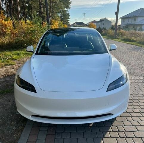 Белый Тесла Модель 3, объемом двигателя 0 л и пробегом 6 тыс. км за 25900 $, фото 5 на Automoto.ua
