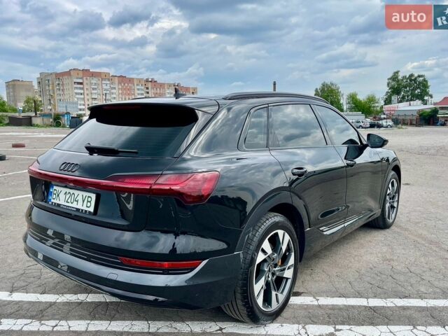 Белый Тесла Модель 3, объемом двигателя 0 л и пробегом 18 тыс. км за 28999 $, фото 1 на Automoto.ua
