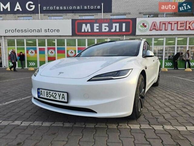 Белый Тесла Модель 3, объемом двигателя 0 л и пробегом 55 тыс. км за 26500 $, фото 9 на Automoto.ua